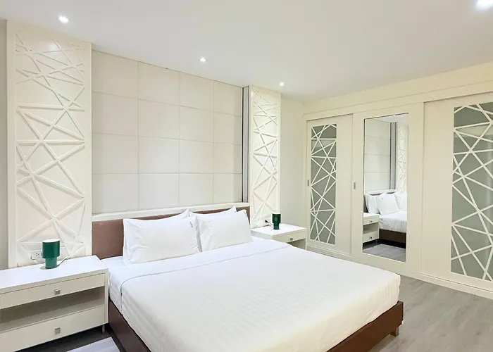 Apartment Tc Contel At Charan Phrom Phong - Ginger